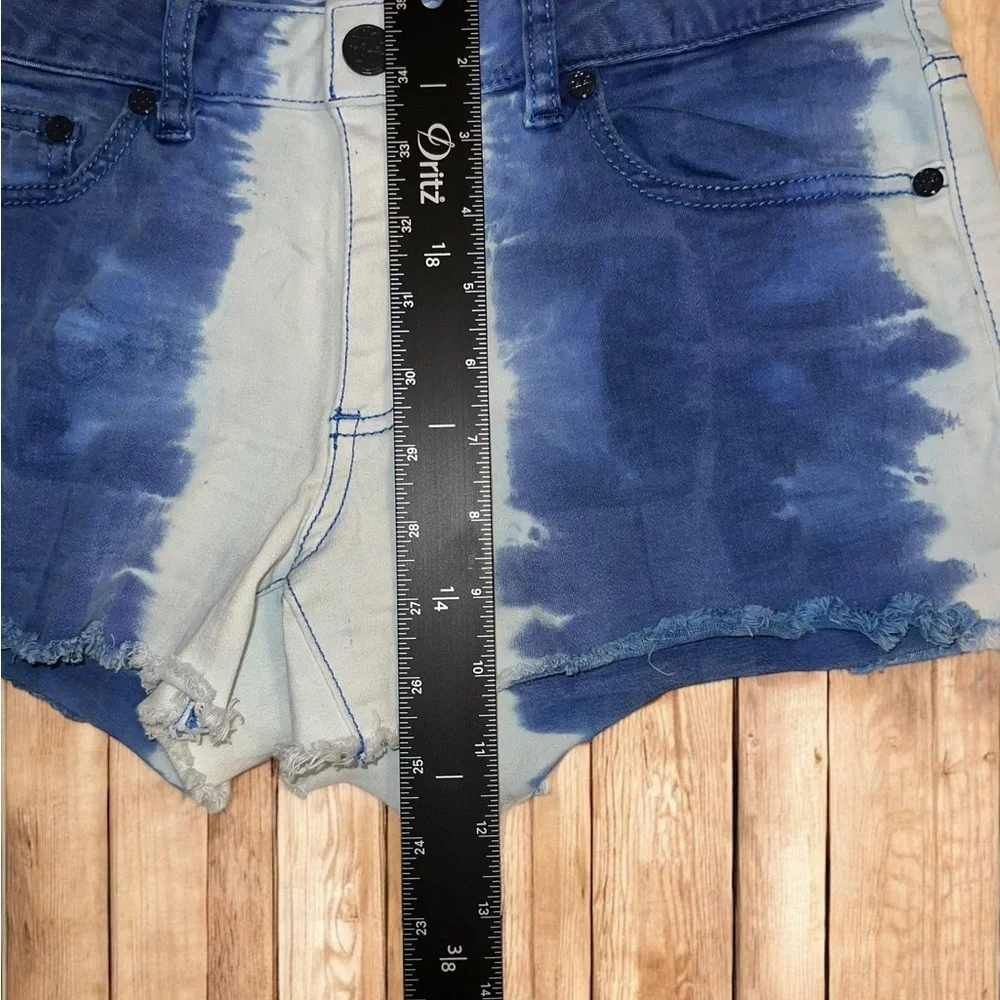 Tory Burch Tie Dye Denim Cutoff Shorts Size 27 Frayed Hem - Picture 6 of 14